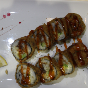 Maki frits crabe mou avocat concombre cheese